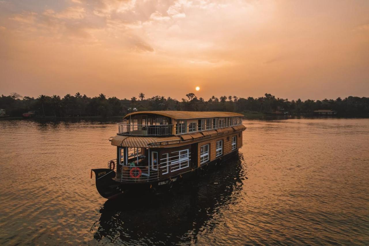 Venice Premium Houseboats Alleppey Alappuzha Eksteriør billede