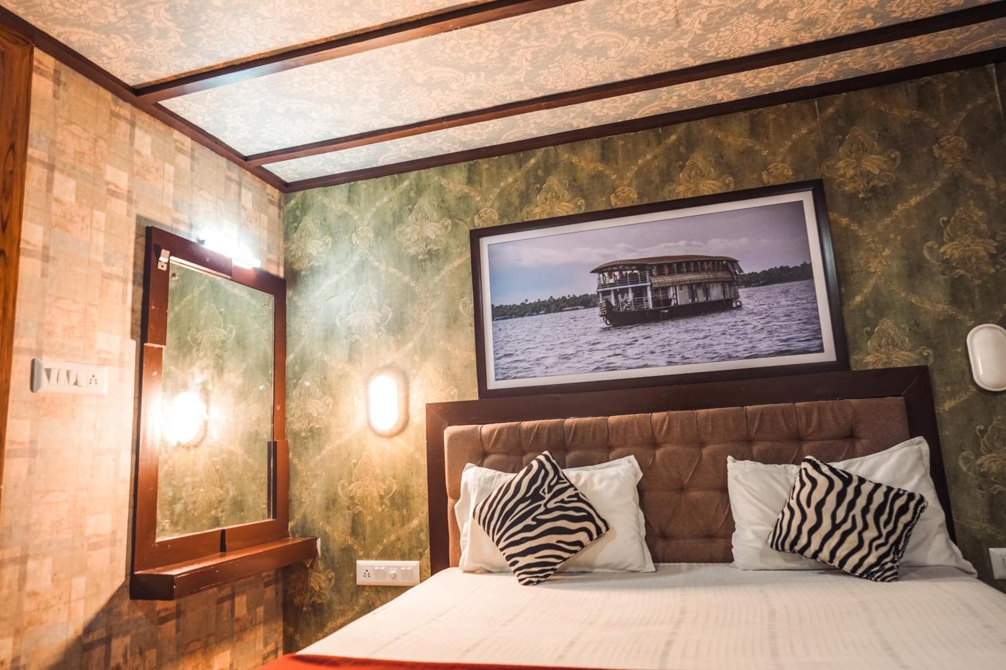 Venice Premium Houseboats Alleppey Alappuzha Eksteriør billede