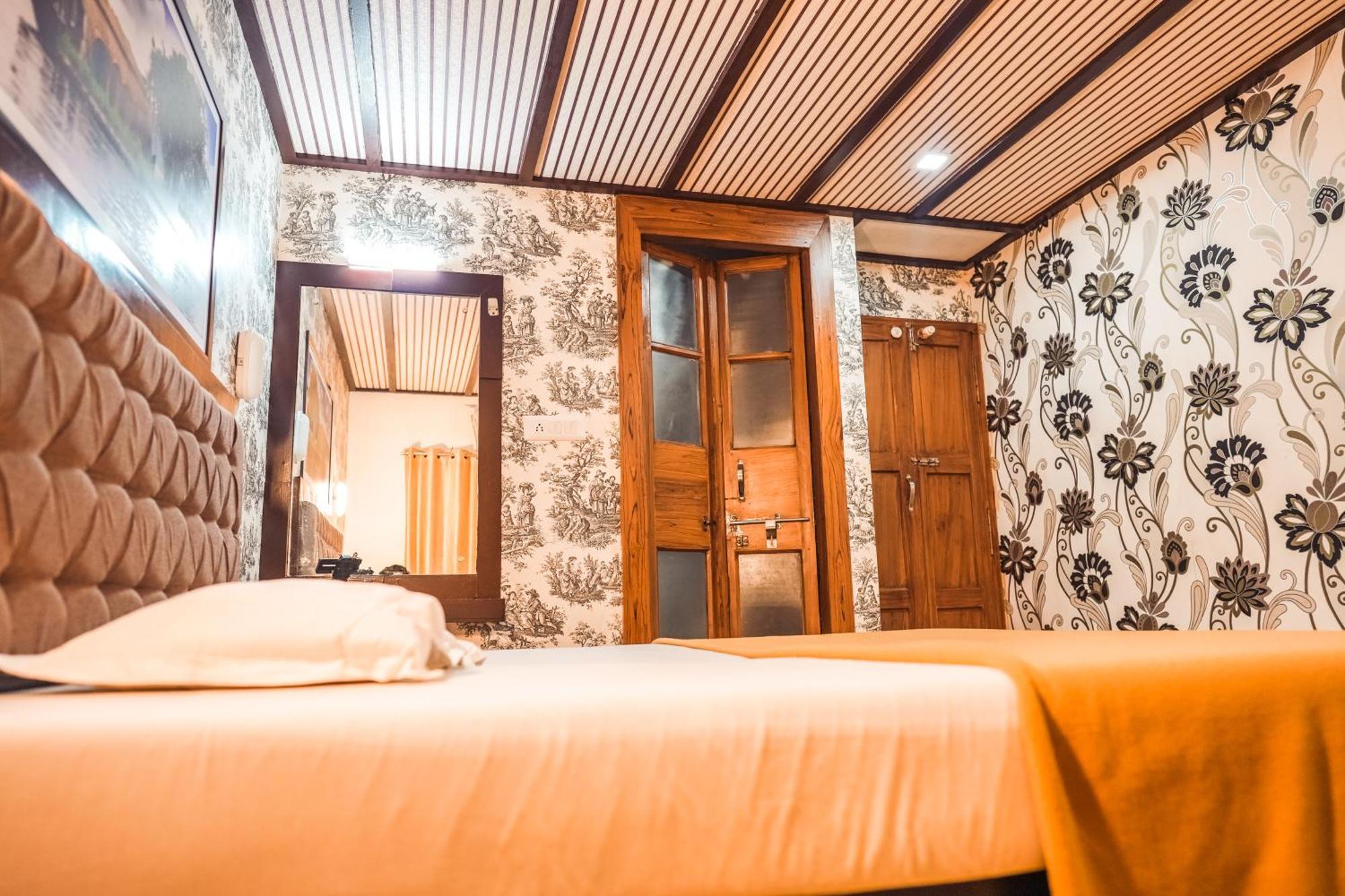 Venice Premium Houseboats Alleppey Alappuzha Eksteriør billede
