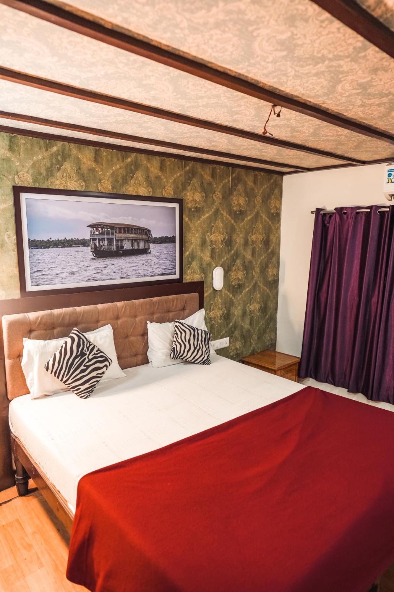 Venice Premium Houseboats Alleppey Alappuzha Eksteriør billede