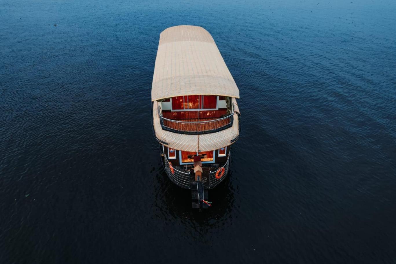 Venice Premium Houseboats Alleppey Alappuzha Eksteriør billede