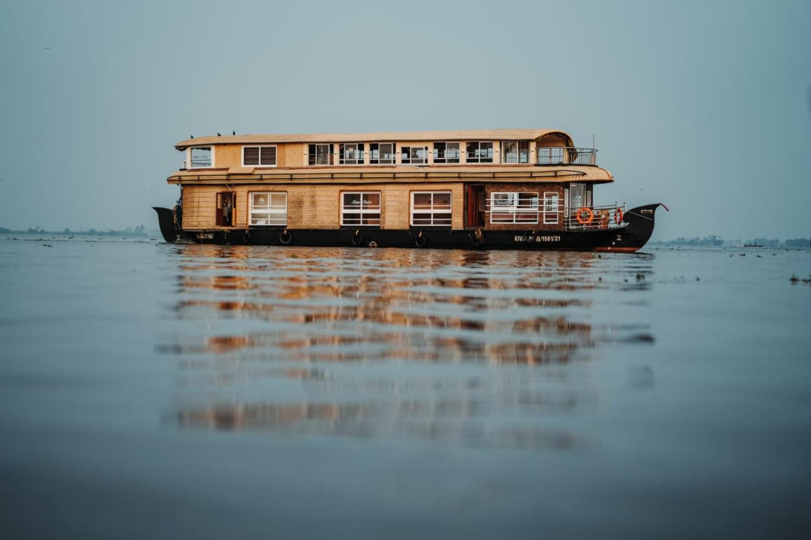 Venice Premium Houseboats Alleppey Alappuzha Eksteriør billede