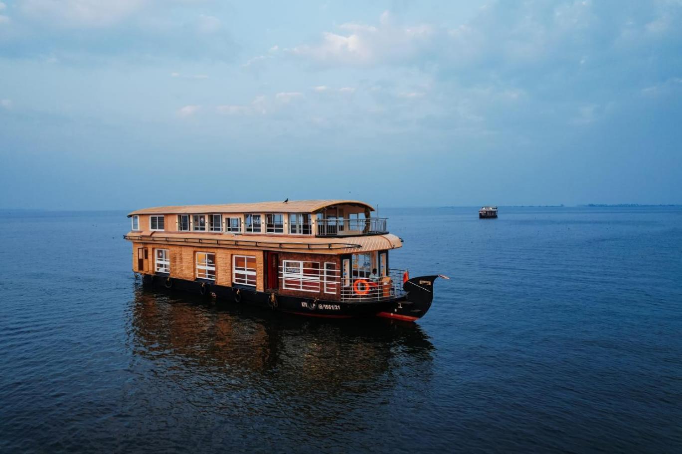 Venice Premium Houseboats Alleppey Alappuzha Eksteriør billede
